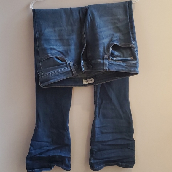 Y2K Low Rise Kick Flare Jeans - Picture 2 of 4